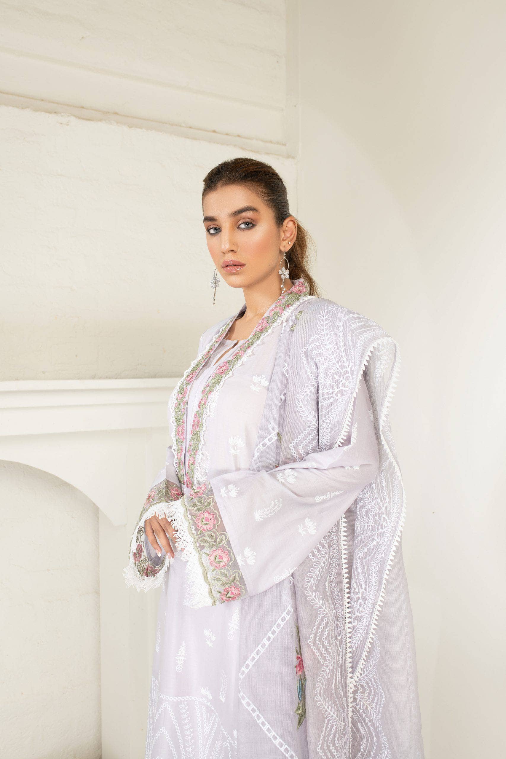 img_ajr_couture_pret_vol_2_by_awwal_boutique