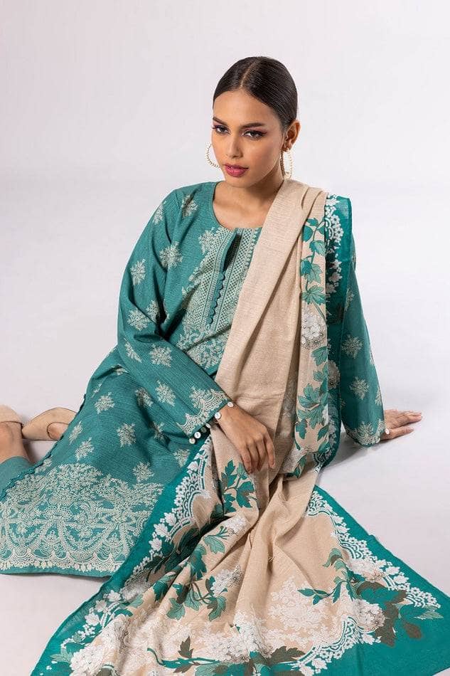 img_khaadi_winter_22_awwal_boutique