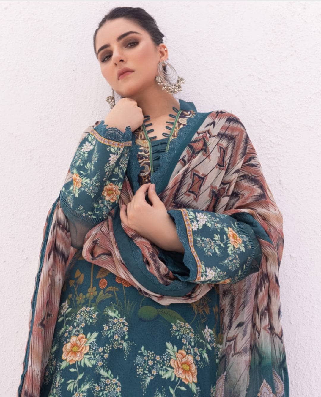 Al Zohaib Lawn Pakistani Suit Al Zohaib Colours/Printed Lawn/Bamber Chiffon Dupatta