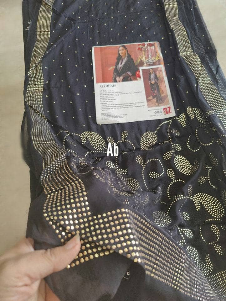 img_open_pic_al_zohaib_lawn_chikankari_mukesh_23_awwal_boutique