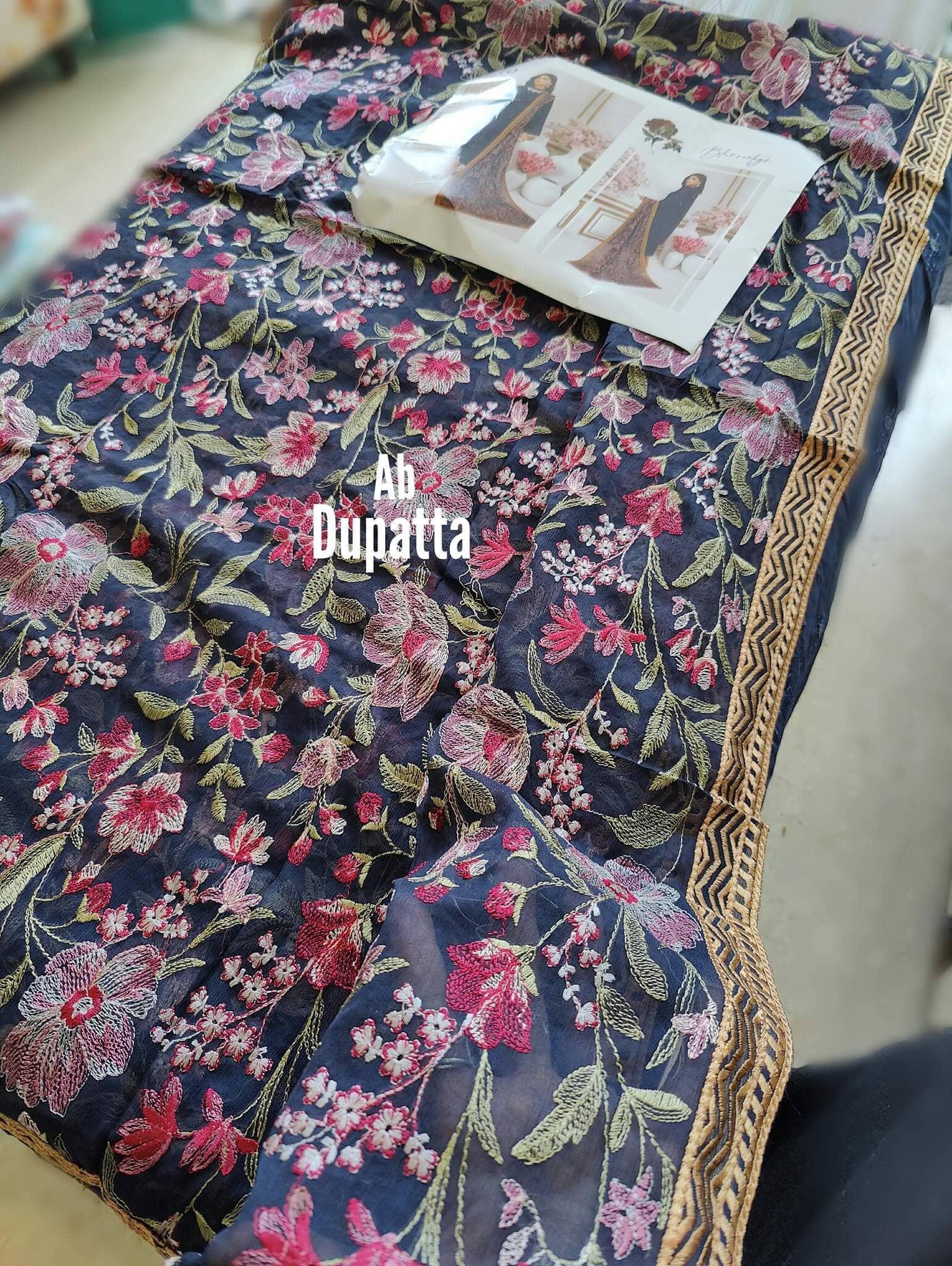 img_open_pic_premium_ch_1_by_alaya_awwal_boutique