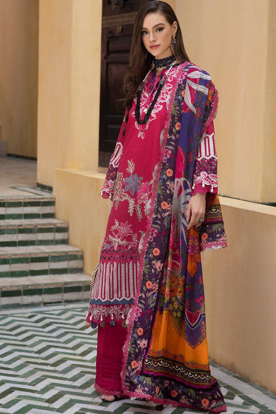 img_moksha_luxury_lawn_by_alif_ajr_couture_awwal_boutique