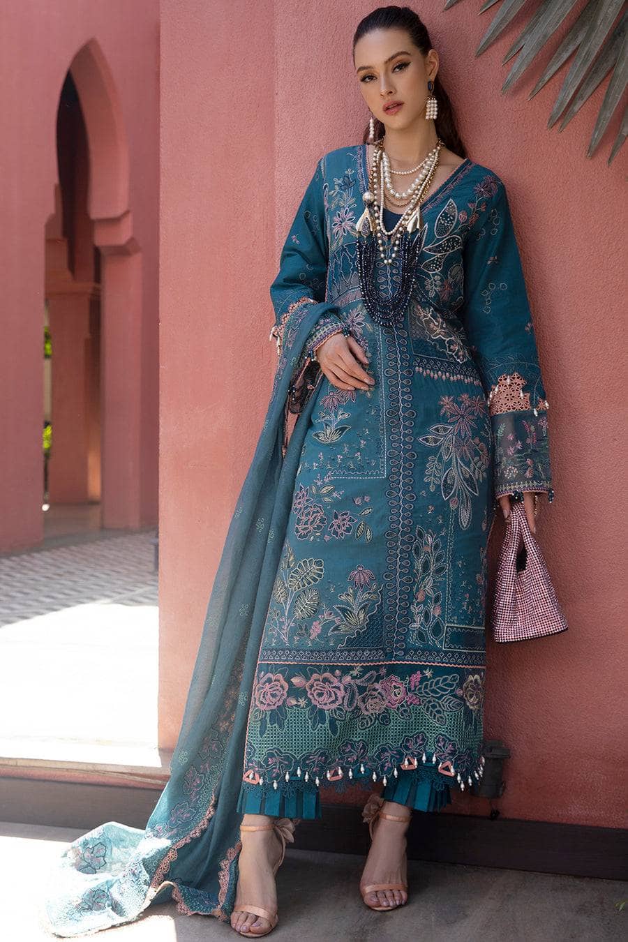 img_moksha_luxury_lawn_by_alif_ajr_couture_awwal_boutique