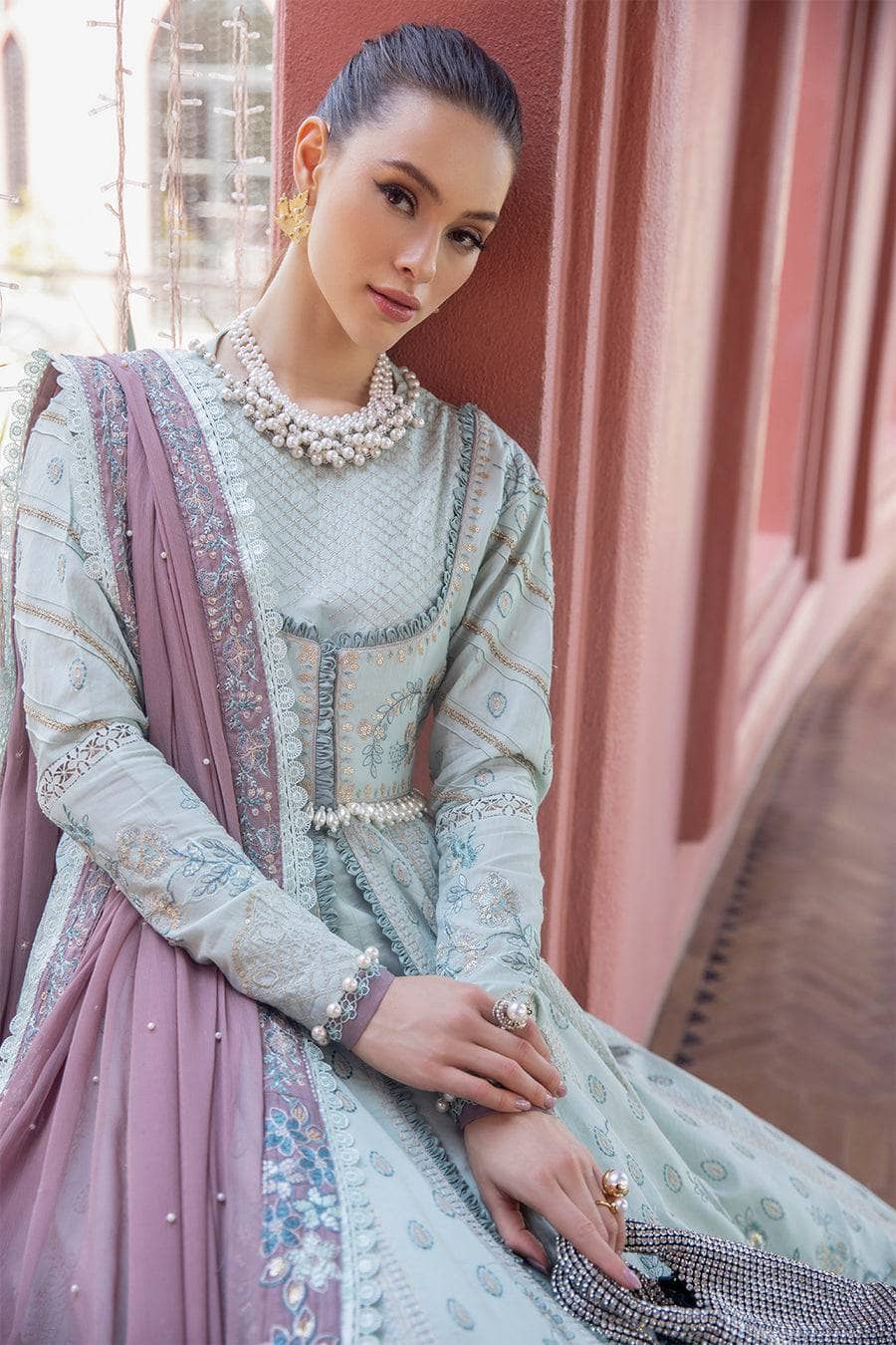 img_moksha_luxury_lawn_by_alif_ajr_couture_awwal_boutique