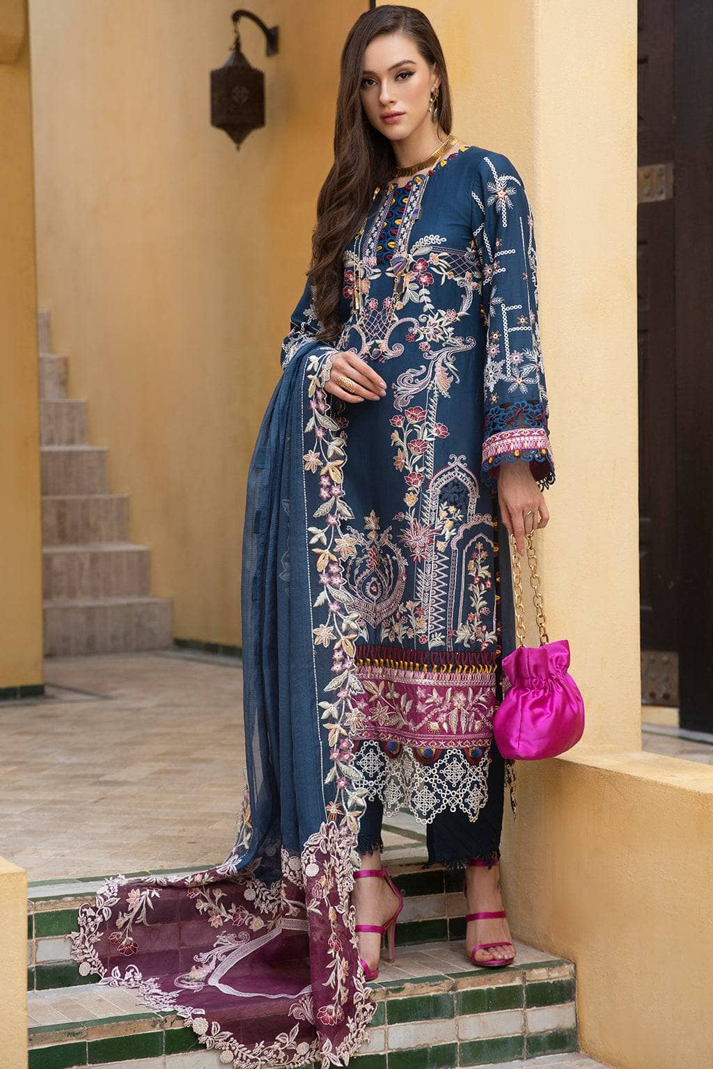 img_moksha_luxury_lawn_by_alif_ajr_couture_awwal_boutique