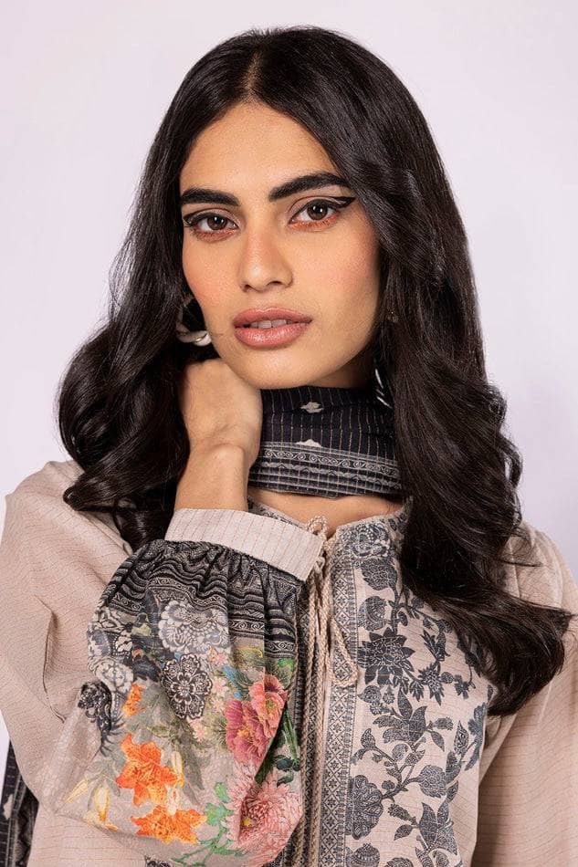 img_khaadi_lawn_23_awwal_boutique