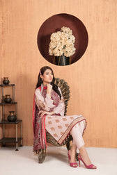 img_amna_sohail_moira_linen_awwal_boutique
