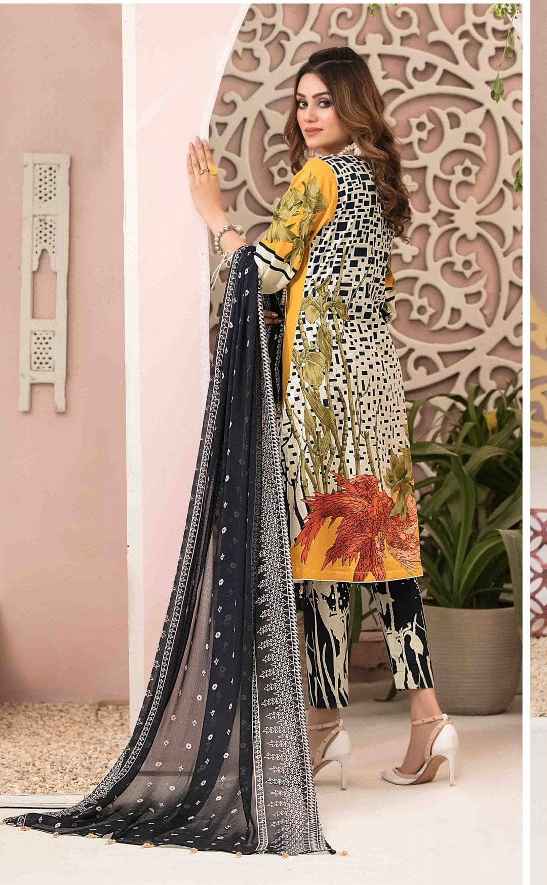 img_amna_sohail_by_tawakkal_lawn_2021_awwal_boutique