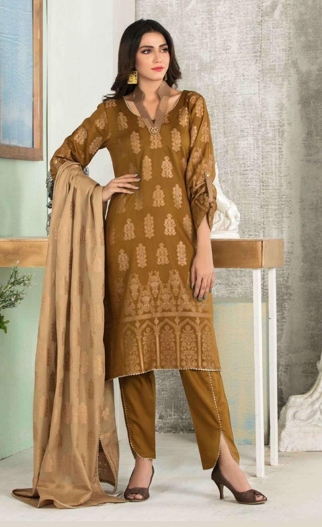 img_banarsi_lawn_2020_awwal_boutique_banarsi_lawn