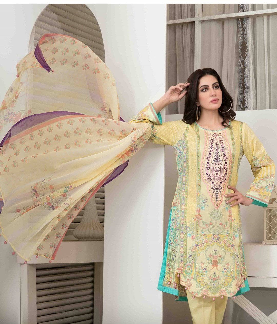 img_amna_sohail_by_tawakkal_lawn_2021_awwal_boutique