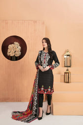 img_amna_sohail_moira_linen_awwal_boutique