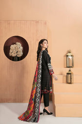 img_amna_sohail_moira_linen_awwal_boutique