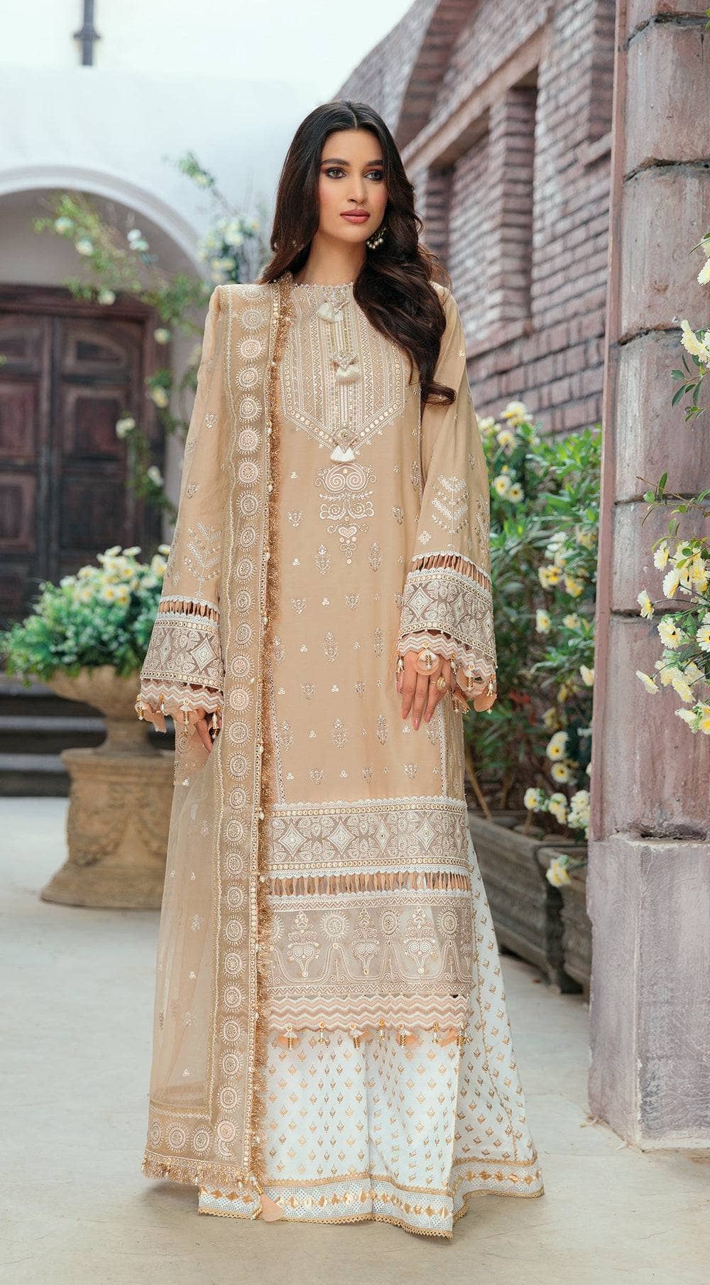 img_anaya_chikankari_lawn_awwal_boutique