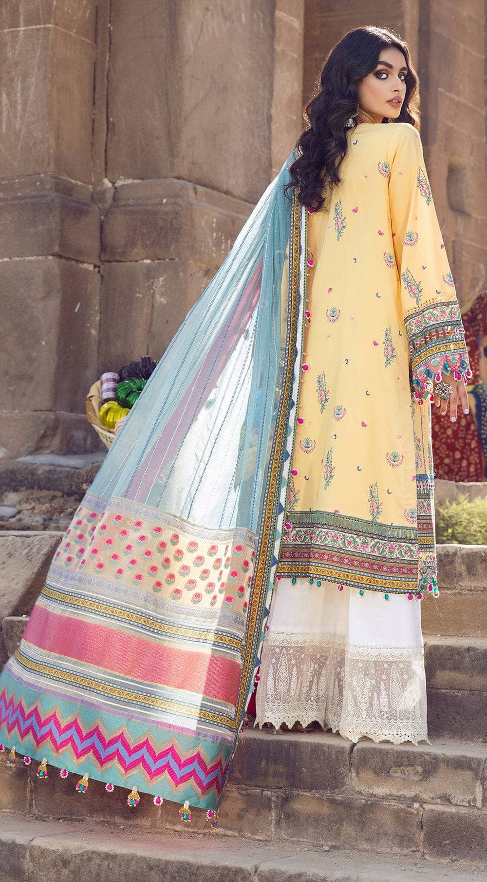 Img_anaya_viva_lawn_22_awwal_boutique