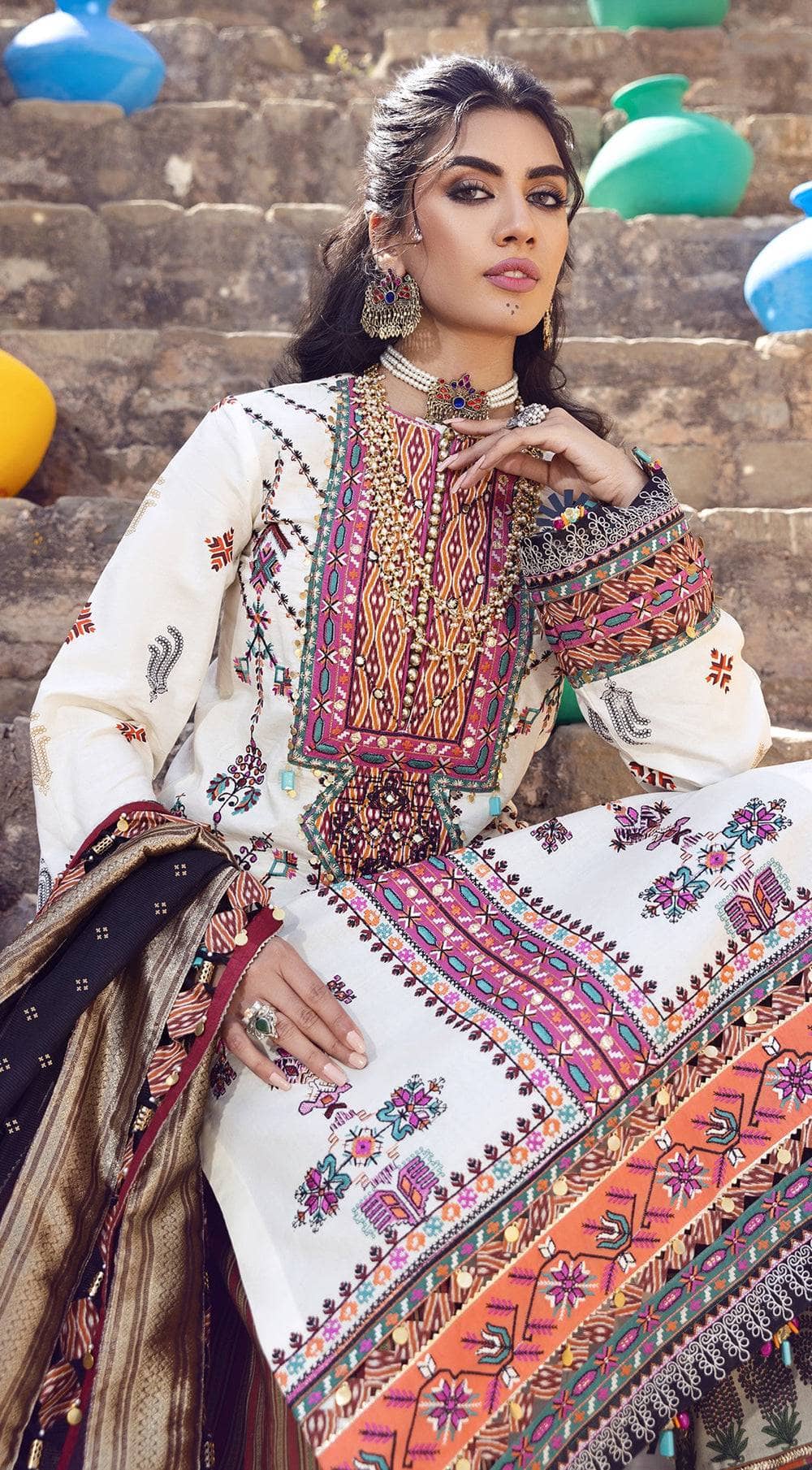 Img_anaya_viva_lawn_22_awwal_boutique