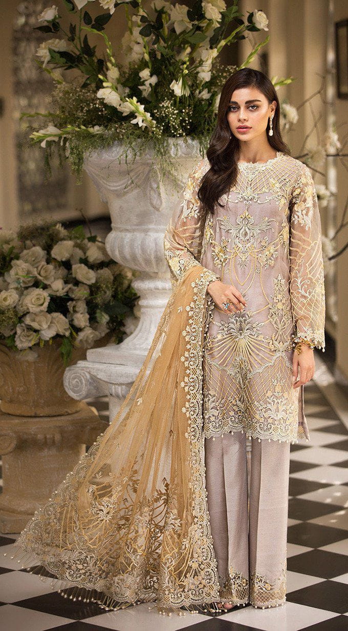 Anaya by Kiran Chaudhry – La Belle Soiree Festive Collection 2019 – Carla