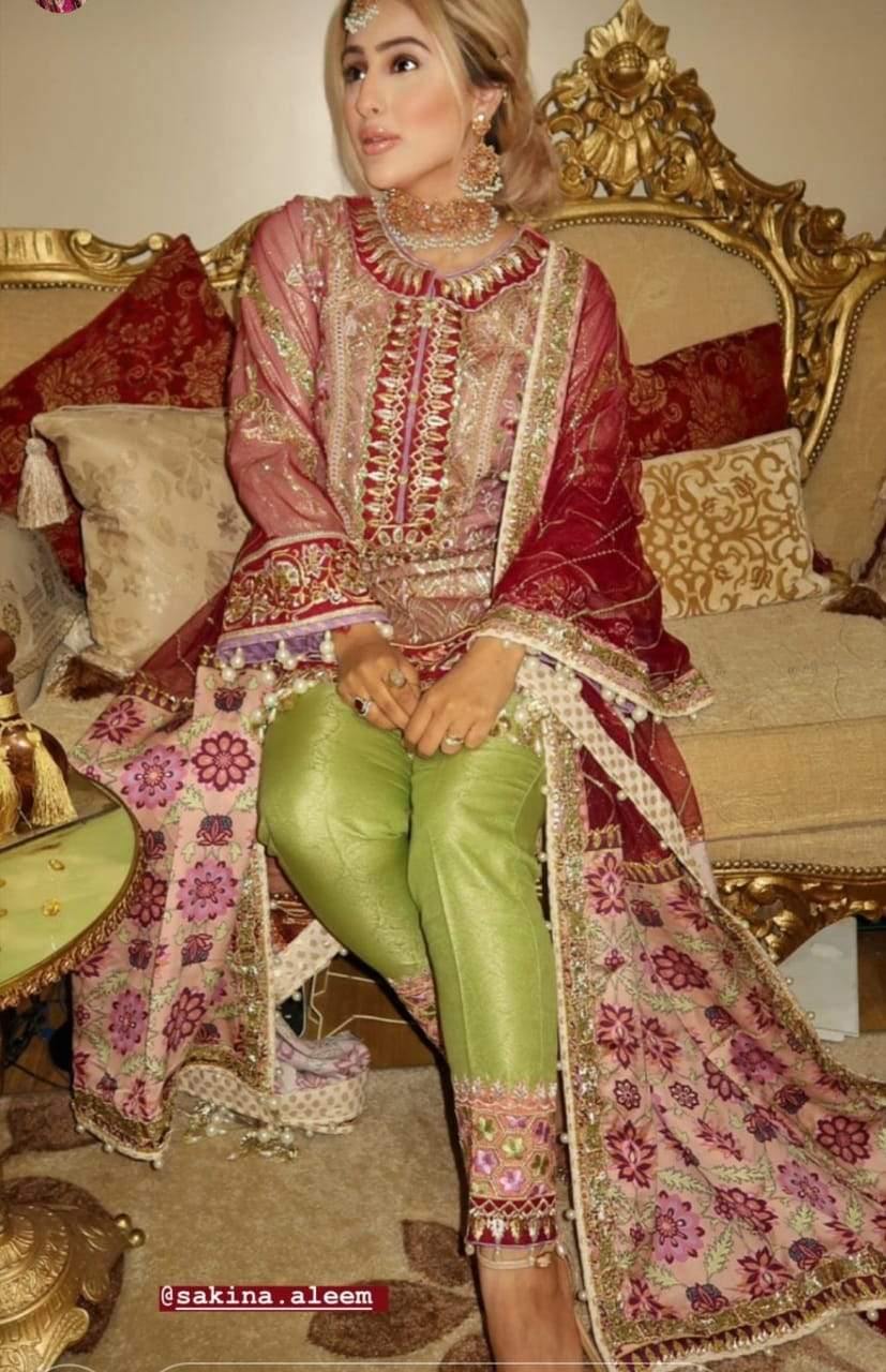 spotted_img_anaya_by_kamiar_rokini_chiffon_collection_2019_awwal_boutique