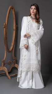 Img_anaya_monochrome_awwal_boutique