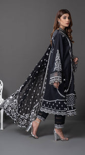 img_anaya_monochrome_awwal_boutique