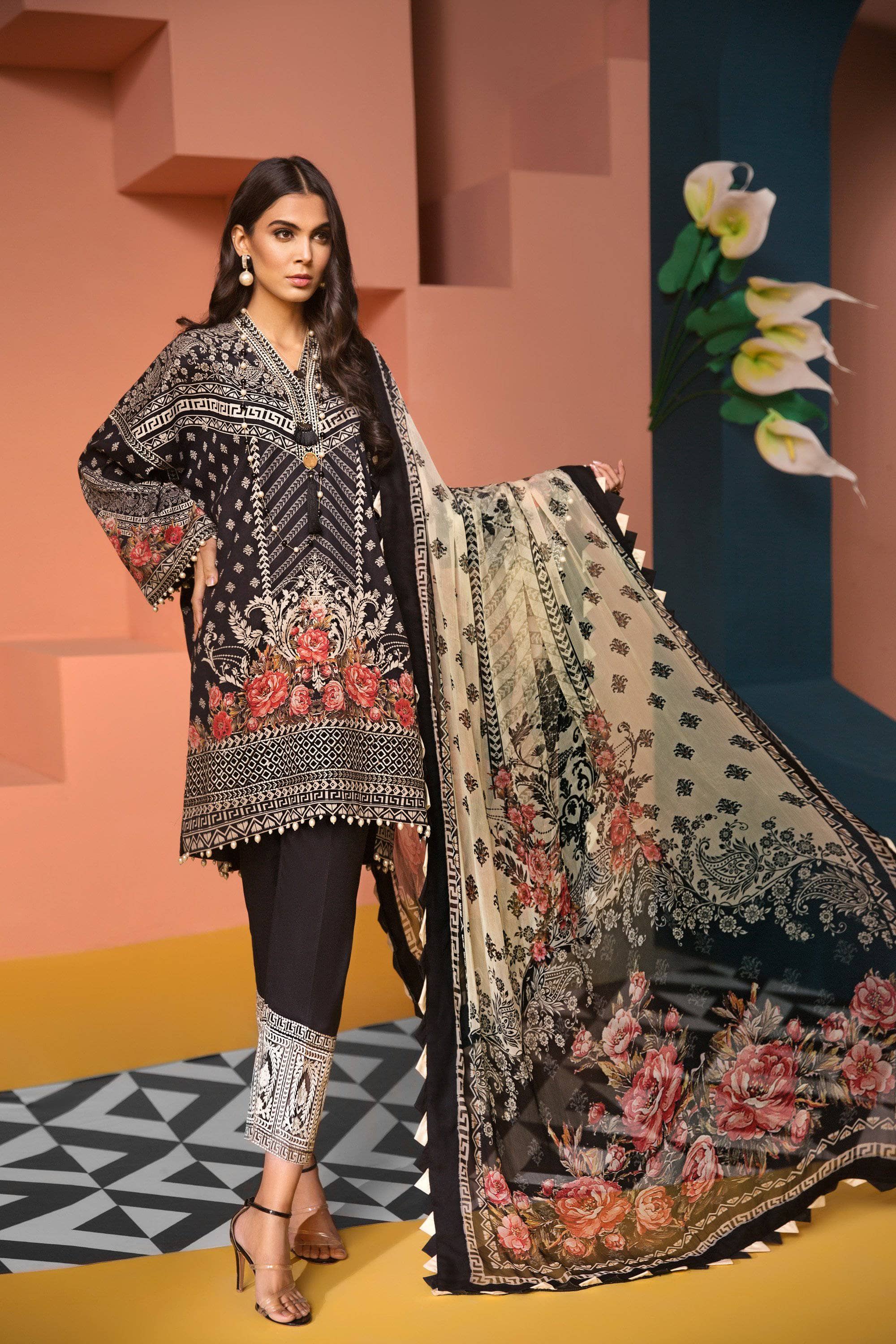 img_viva_anaya_lawn_2019_awwal_boutique