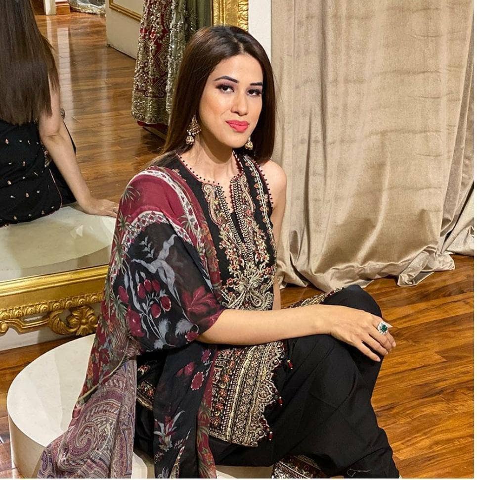 img_anaya_lawn_2021_awwal_boutoque