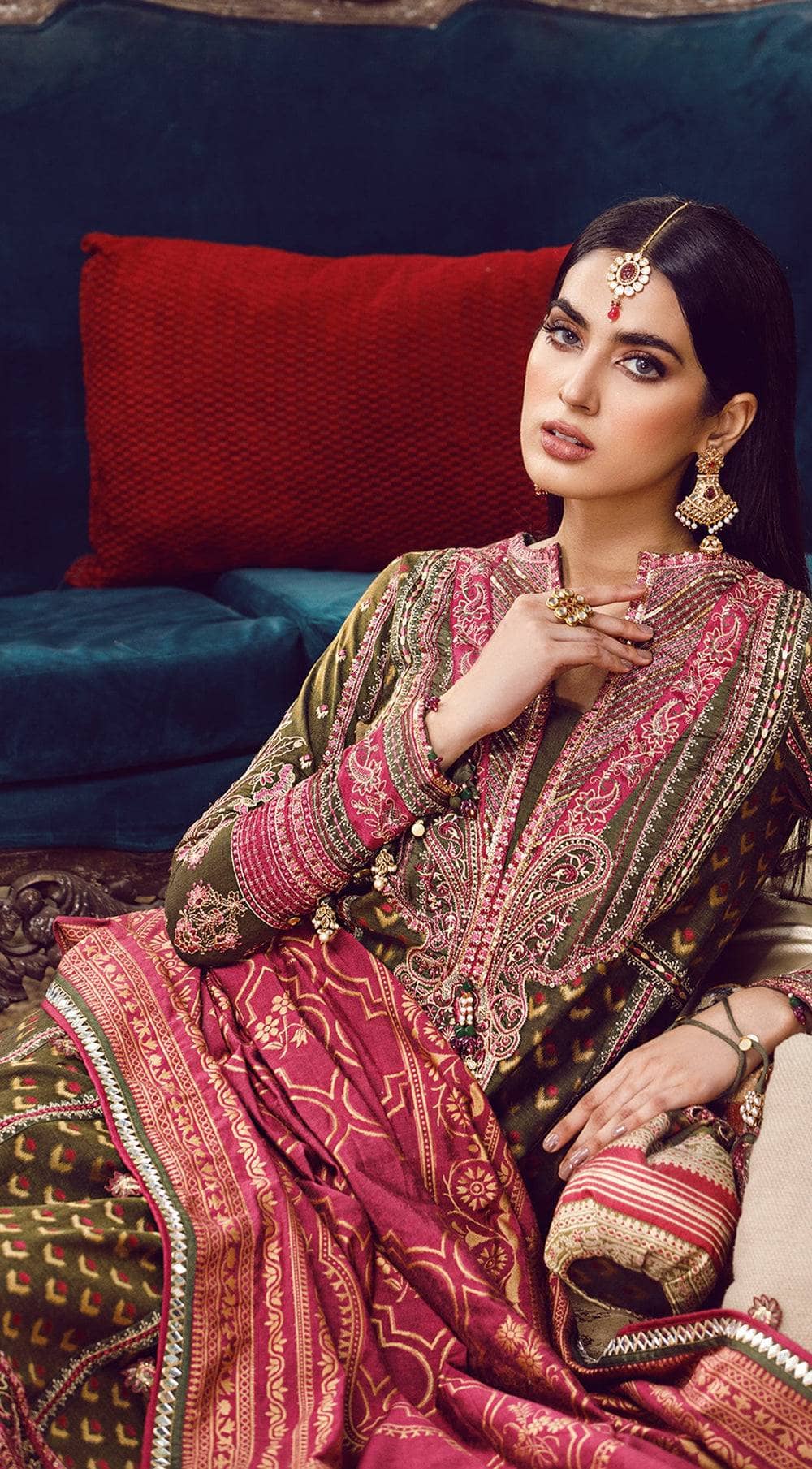 img_anaya_ankara_linen_embroidered_shawl_collection_awwal_boutique