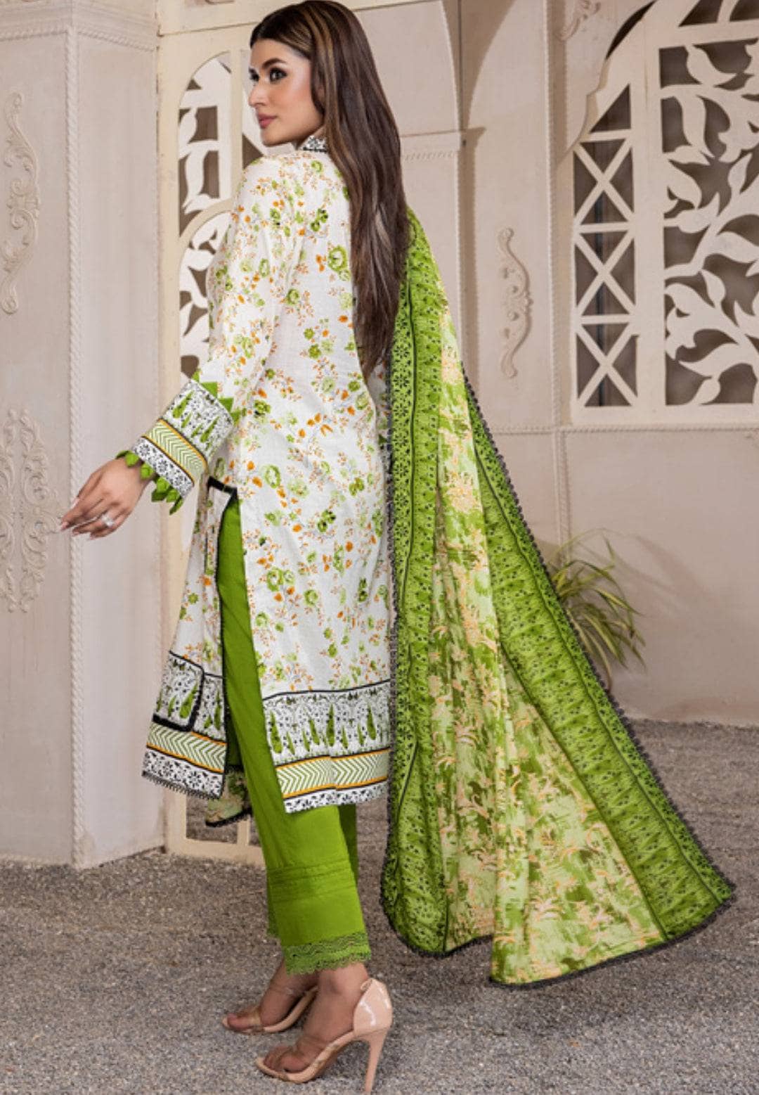 img_anum_lawn_23_awwal_boutique