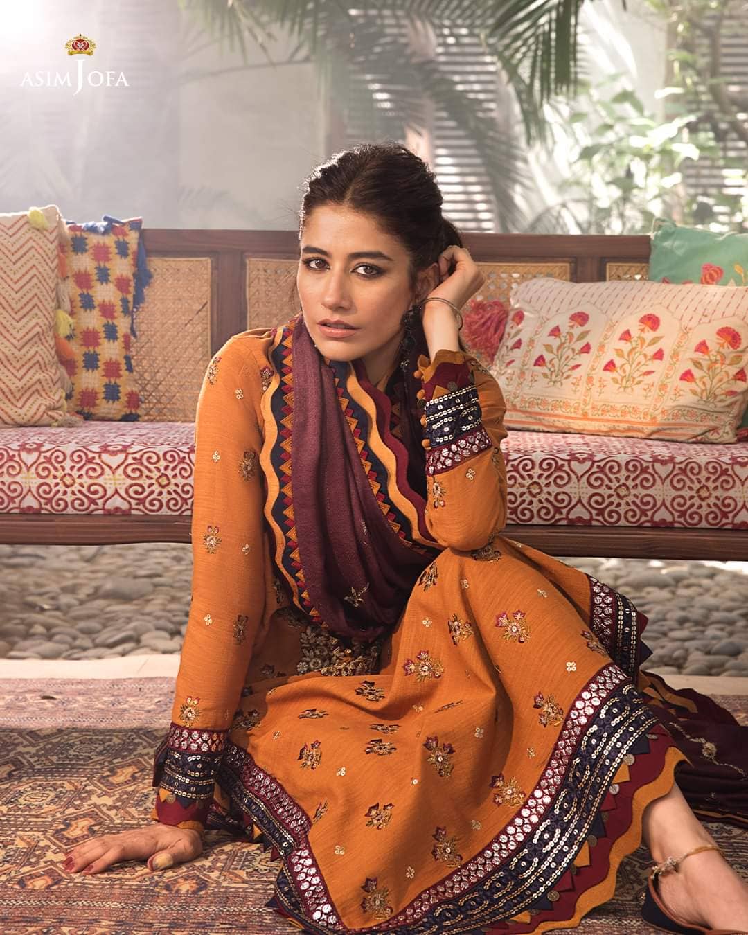 img_asim_jofa_winter_shawl_collection_awwal_boutique