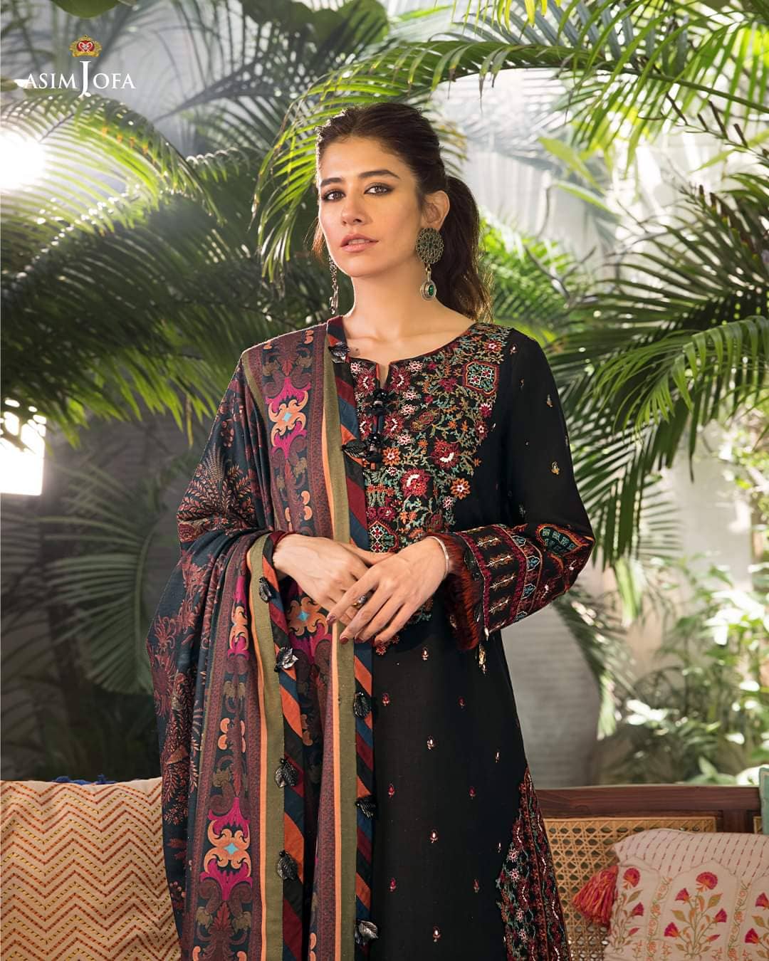 img_asim_jofa_kashmiri_shawl_collection_awwal_boutique