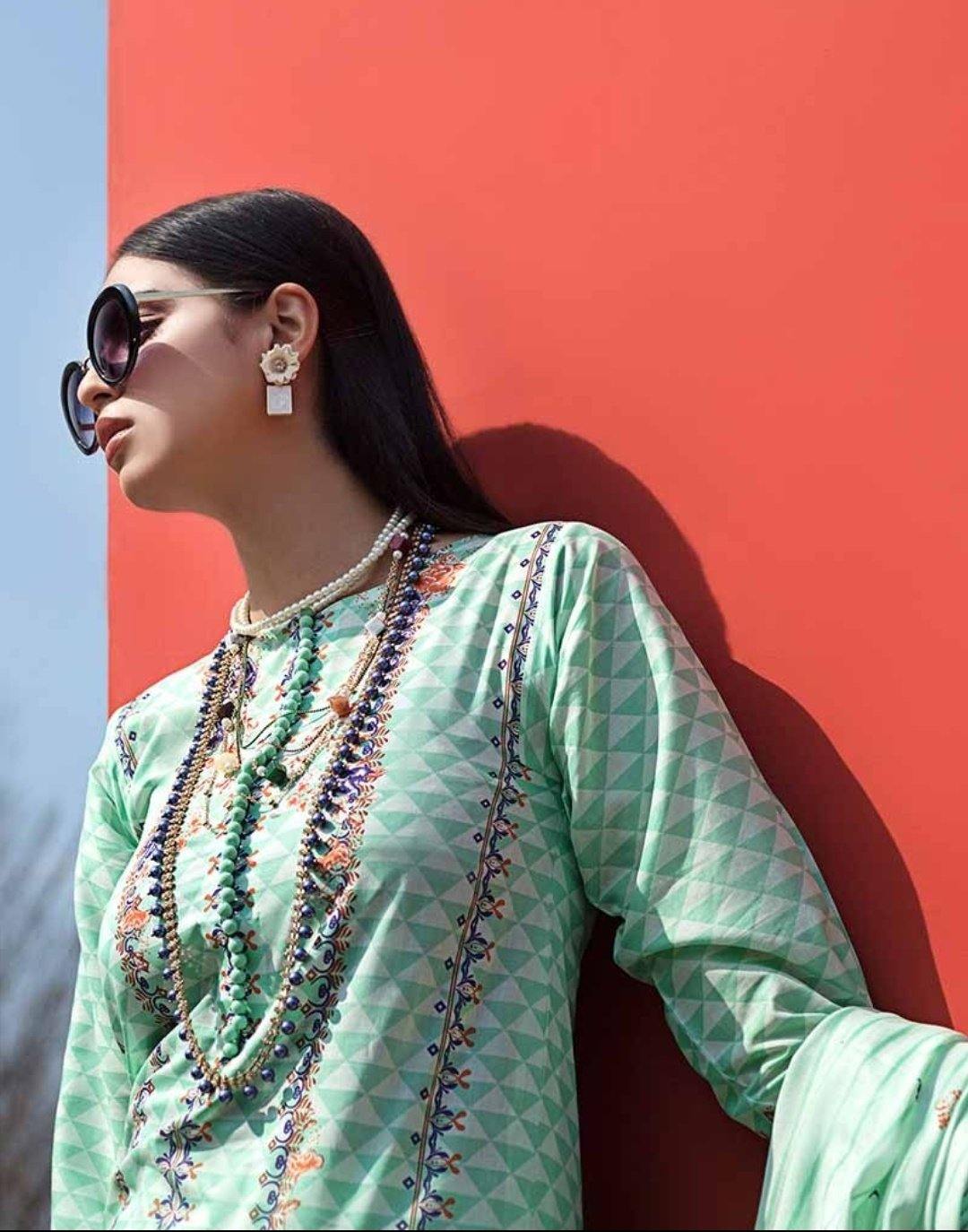 img_gul_ahmed_special_edition_vol_8_awwal_boutique