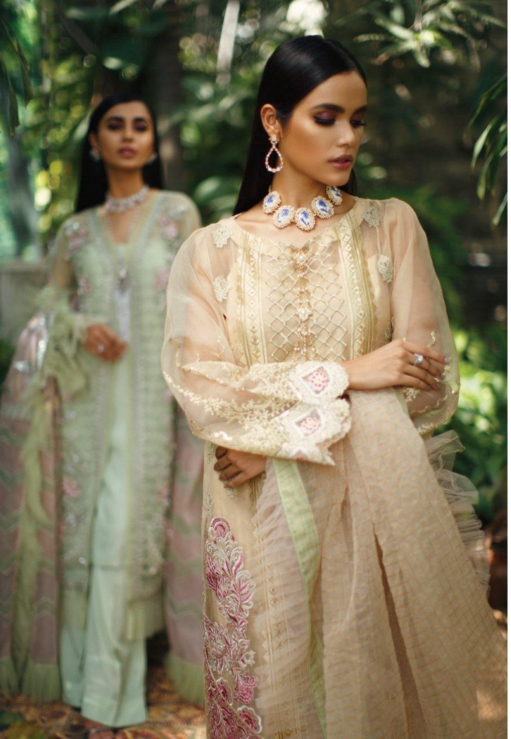 img_azalea_luxury_formals_awwal_boutique