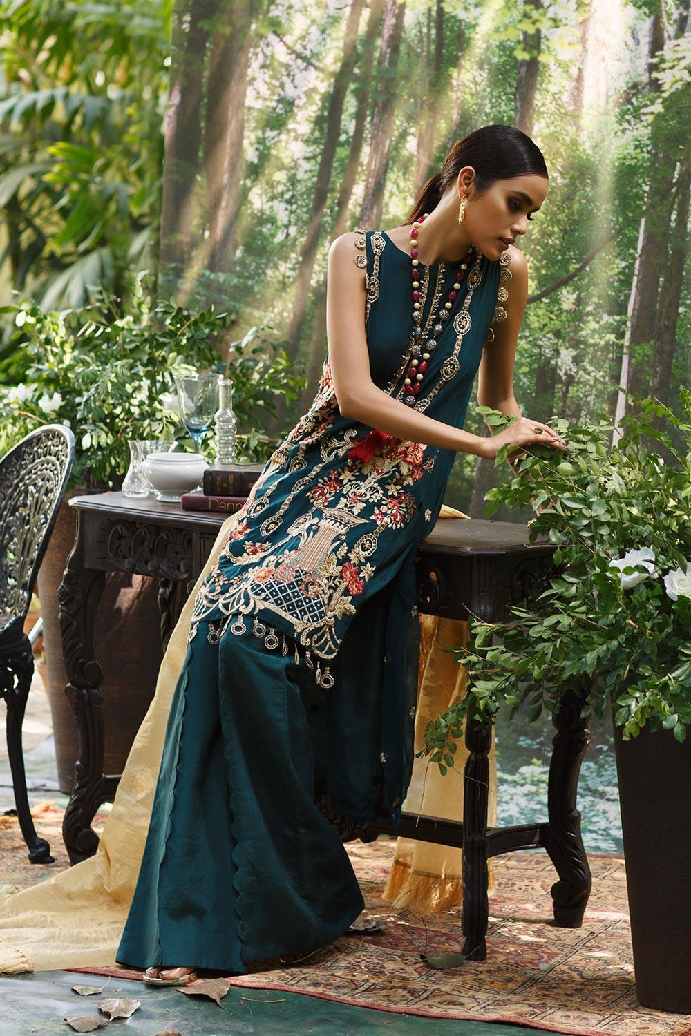 img_azalea_luxury_formals_awwal_boutique