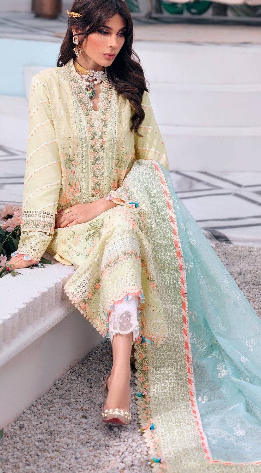 img_anaya_lawn_22_awwal_boutique