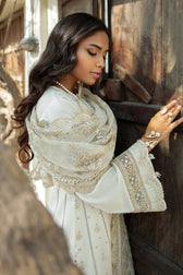 img_baroque_swiss_voil_22_awwal_boutique