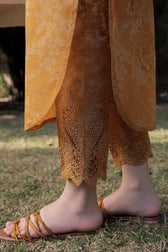 img_baroque_unstitched_lawn_collection_23_awwal_boutique