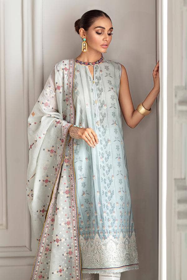 img_baroque_fuchsia_lawn_2021_awwal_boutique