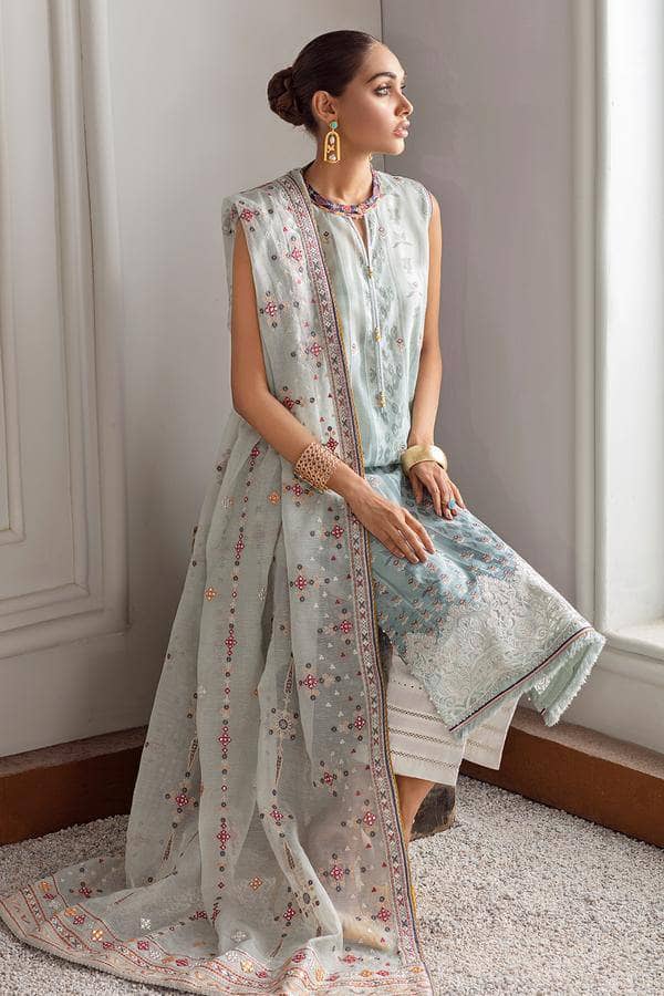 img_baroque_fuchsia_lawn_2021_awwal_boutique