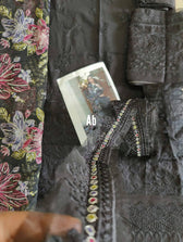 img_baroque_lawn_22_awwal_boutique