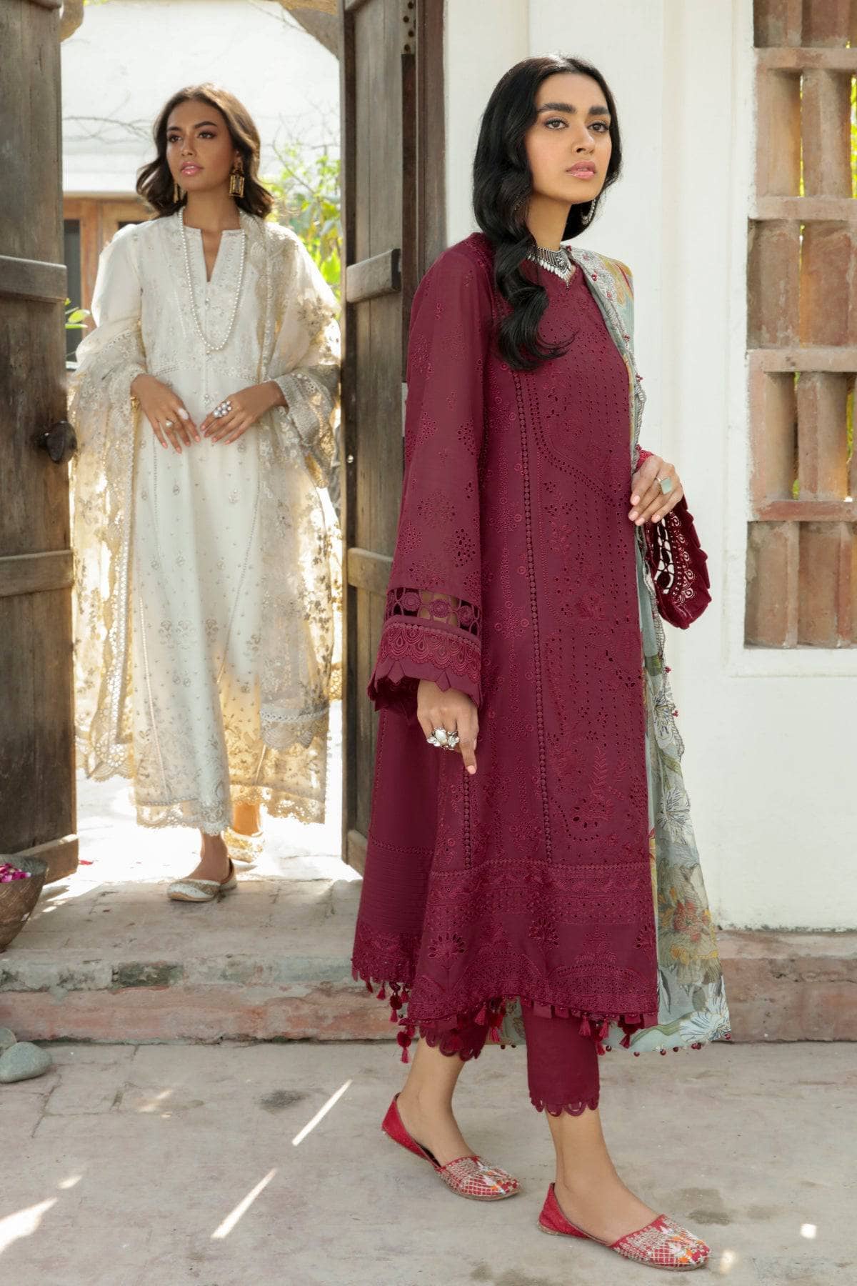 img_baroque_swiss_voil_awwal_boutique