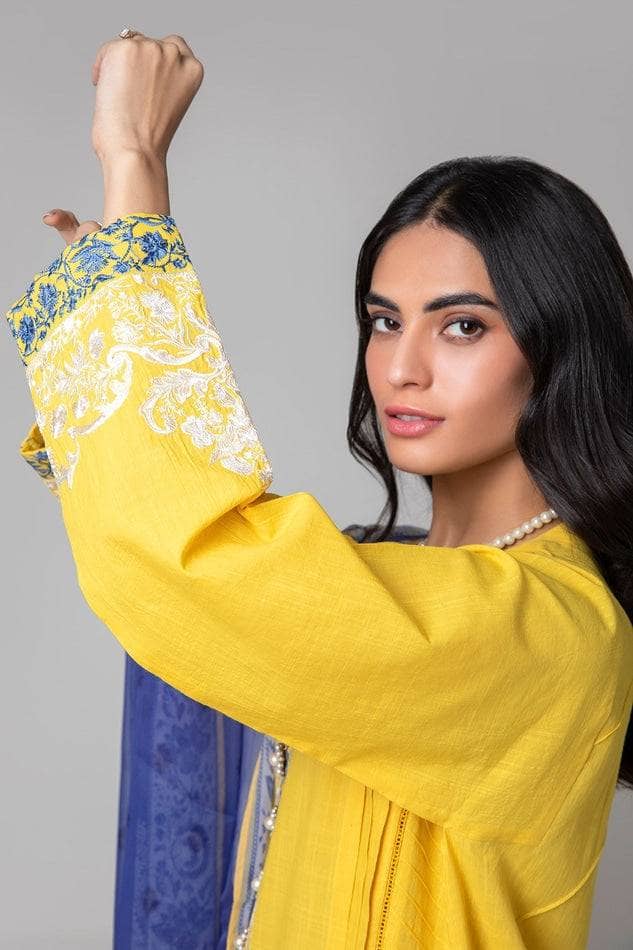 img_khaadi_lawn_22_awwal_boutique