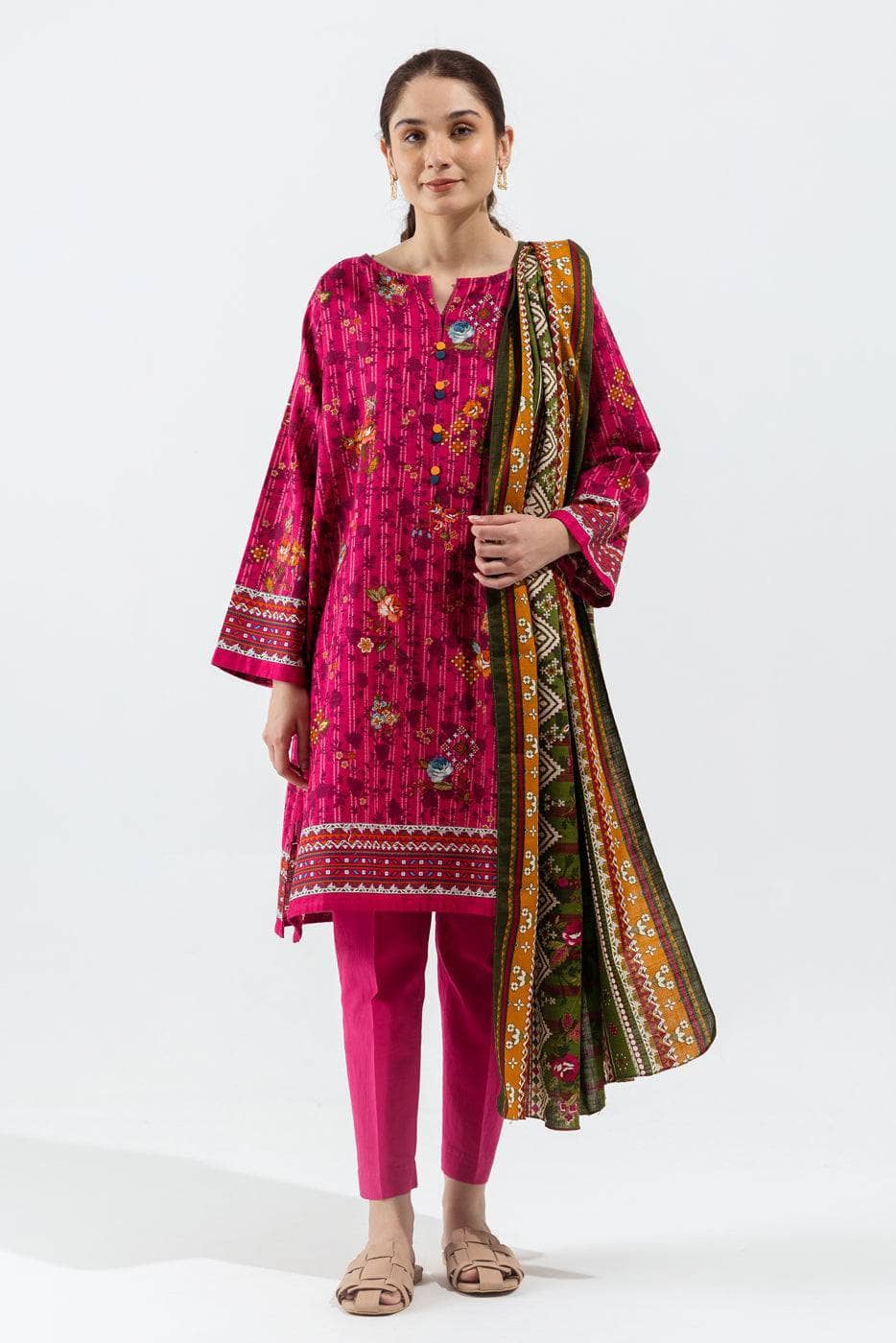 img_beechtree_winter_22_awwal_boutique