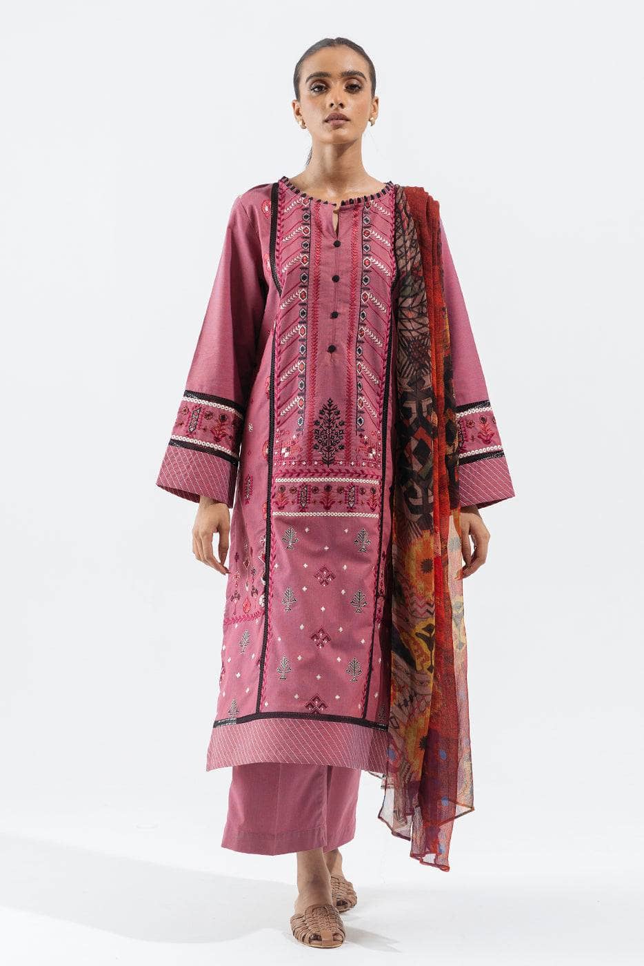 Img_beechtree_fall_winter_22_awwal_boutique