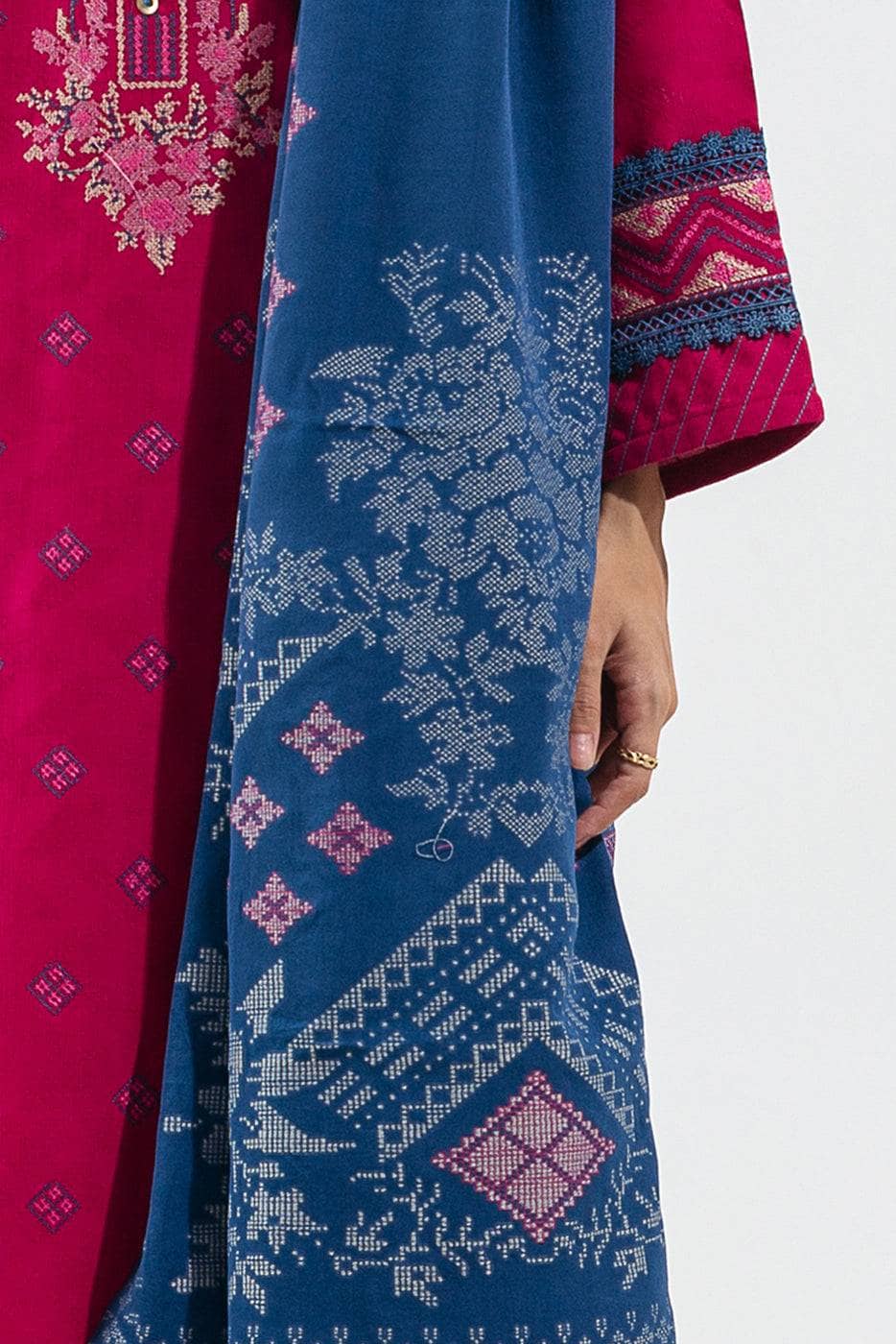 Img_beechtree_fall_winter_22_awwal_boutique