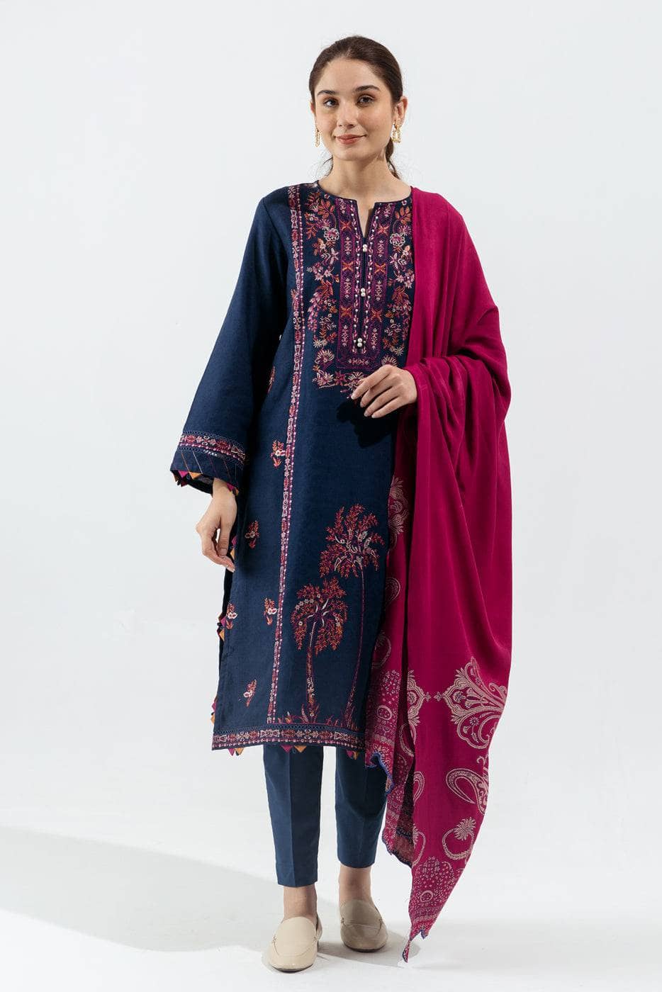 Img_beechtree_fall_winter_22_awwal_boutique