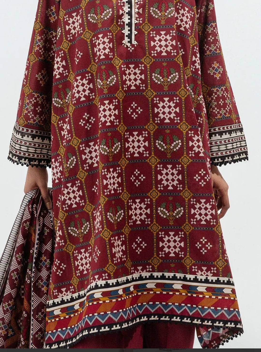 Img_beechtree_lawn_22_awwal_boutique