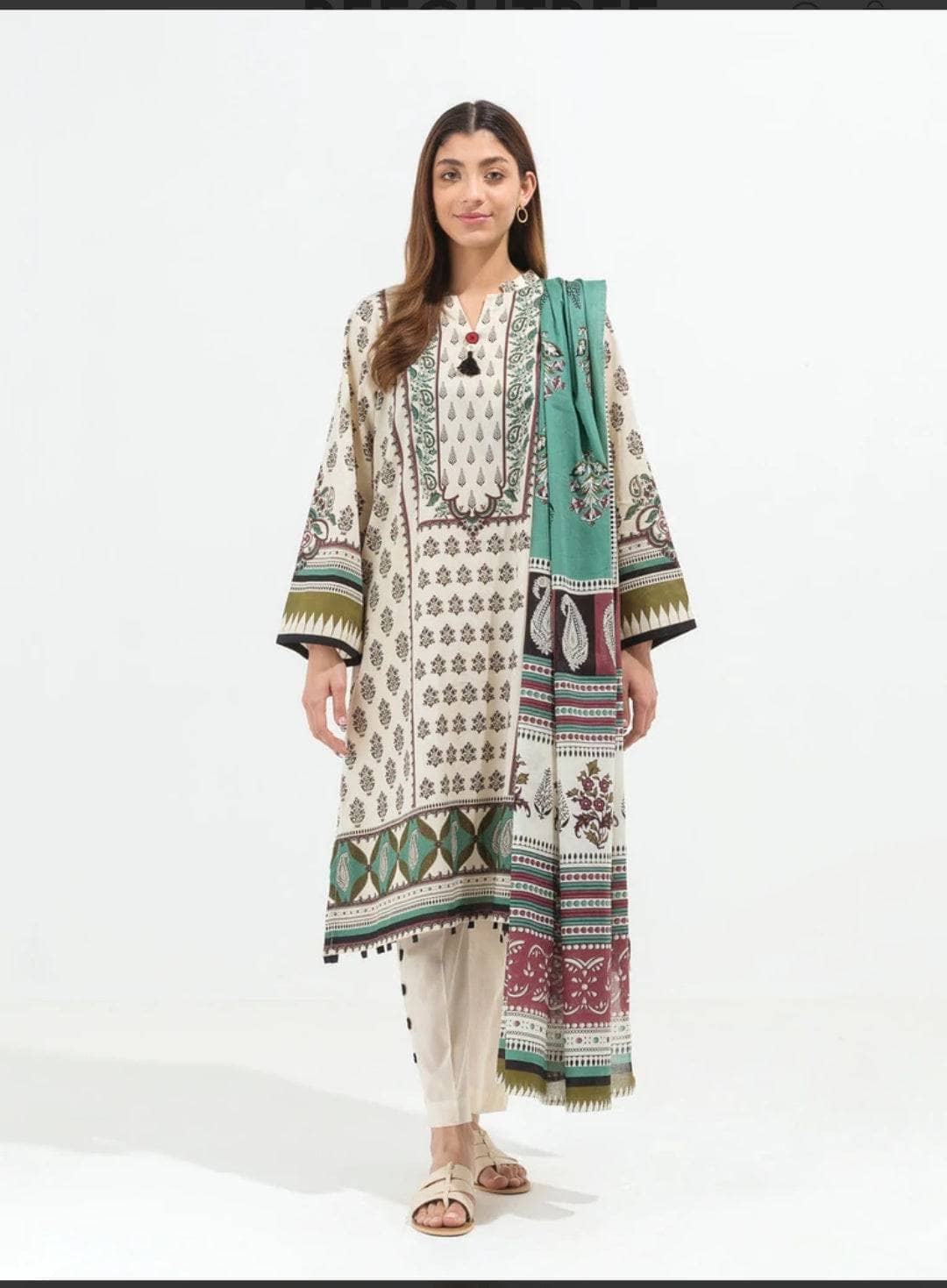img_beechtree_lawn_22_awwal_boutique