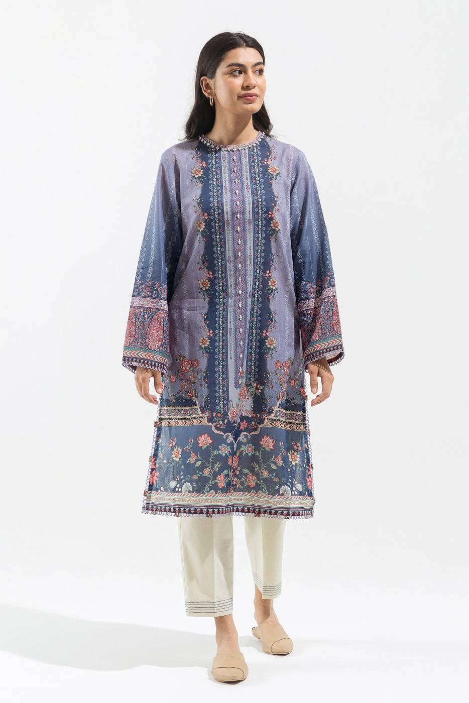 img_beechtree_lawn_23_awwal_boutique