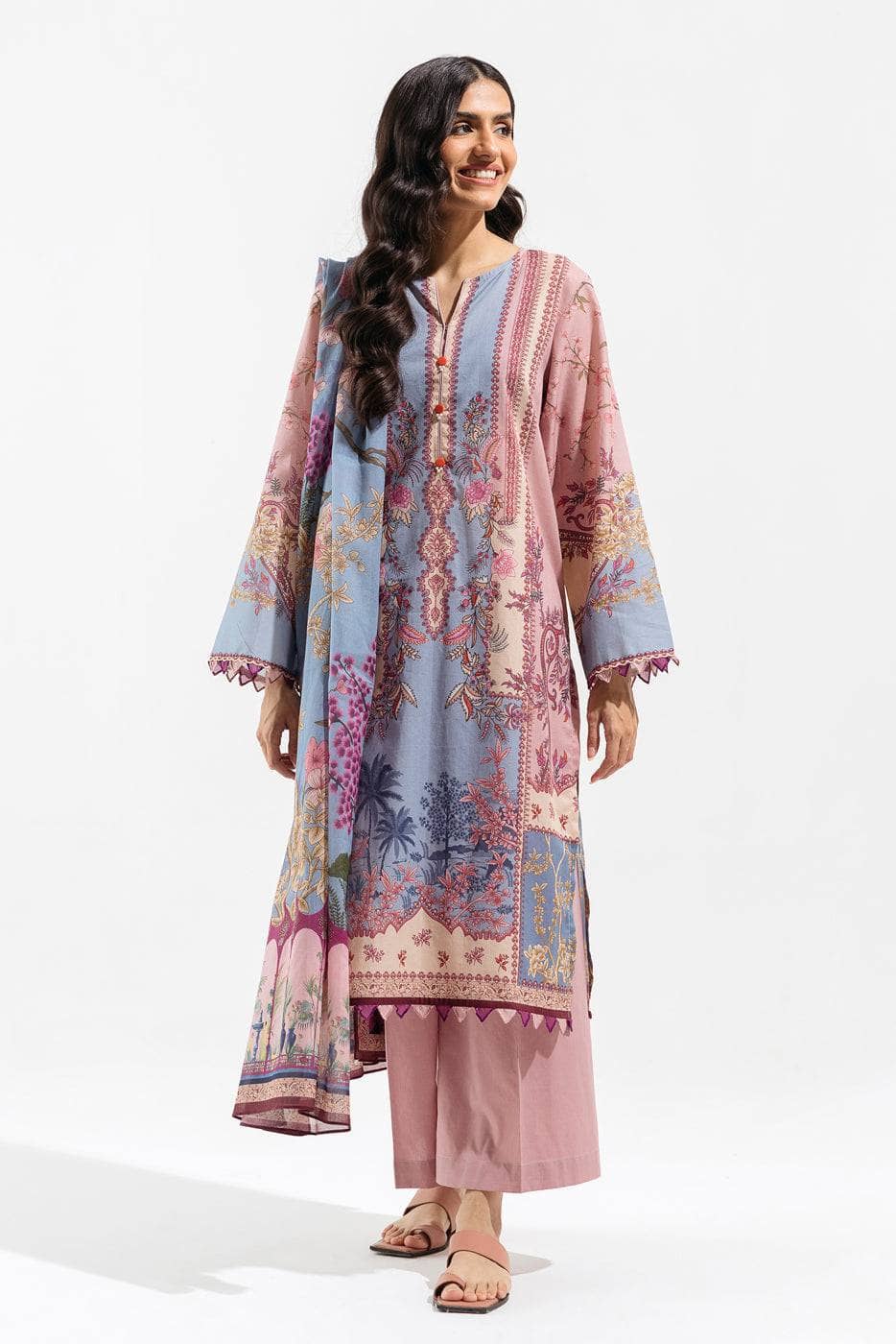 img_beechtree_lawn_23_awwal_boutique
