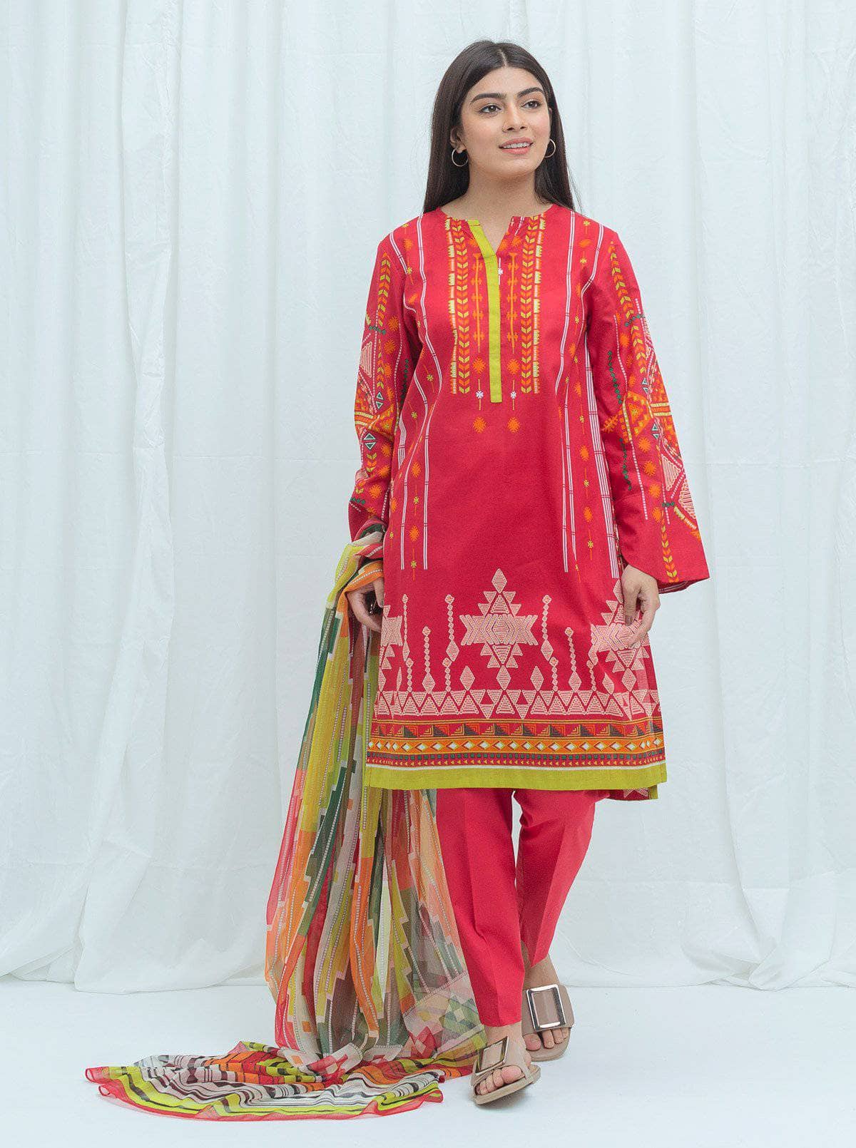 img_beechtree_lawn_2021_awwal_boutique