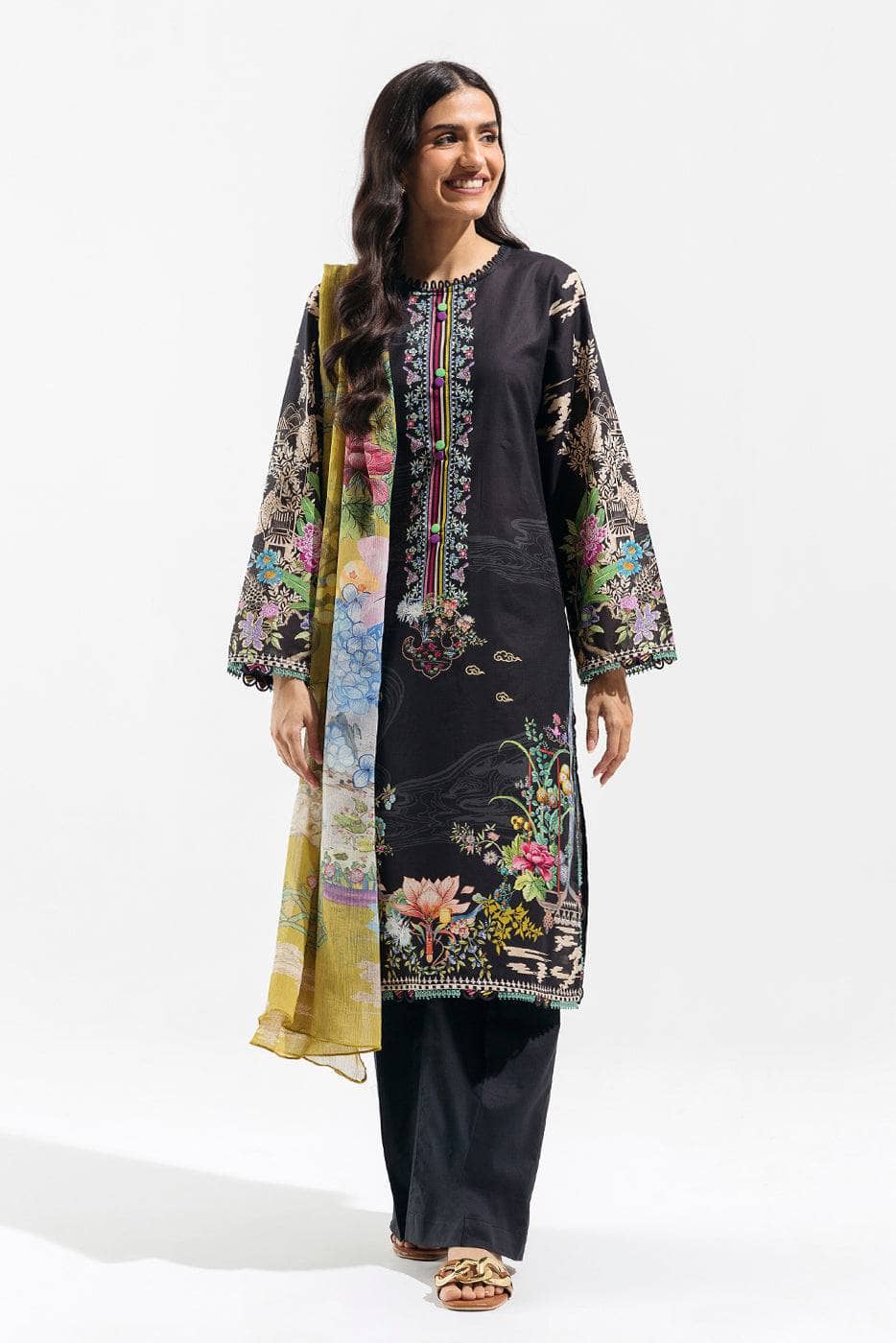 img_beechtree_lawn_23_awwal_boutique